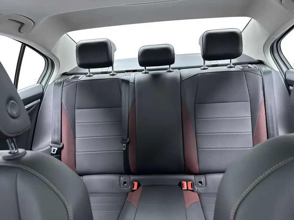 Volkswagen Bora Bora 2021 1.5L Automatic Comfort Smart Connection Edition 2022 — thumbnail 5