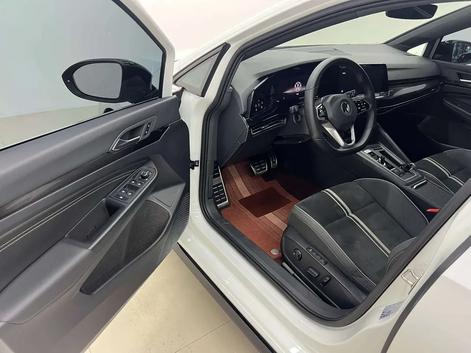 Volkswagen Golf Golf 2021 280TSI DSG R-Line 2022 — миниатюра 2