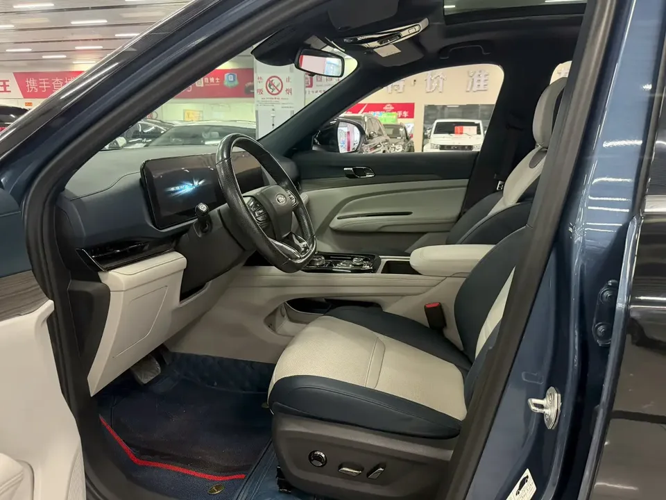 Ford Equator Sport Leading 2022 EcoBoost 170 Premium Edition 2022 — миниатюра 5