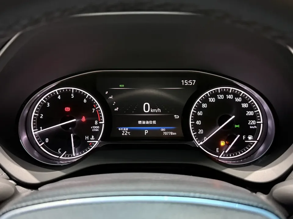 Toyota HARRIER Lingfang Harrier 2022 2.0L CVT 2WD Premium Edition 2022 — миниатюра 5