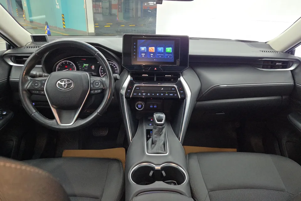 Toyota HARRIER Lingfang Harrier 2022 2.0L CVT 2WD Progressive Edition 2022 — миниатюра 3
