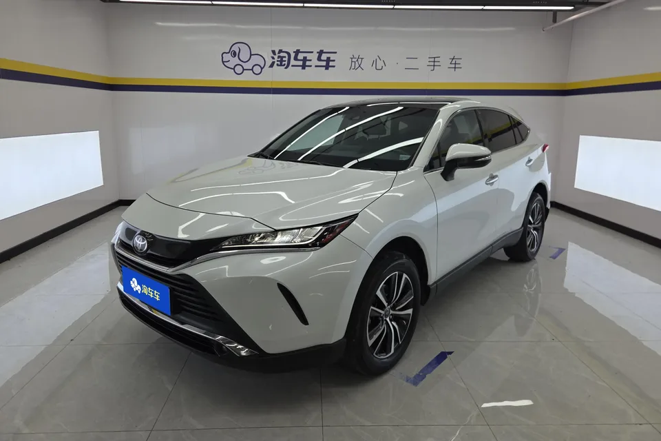 Toyota HARRIER 2022