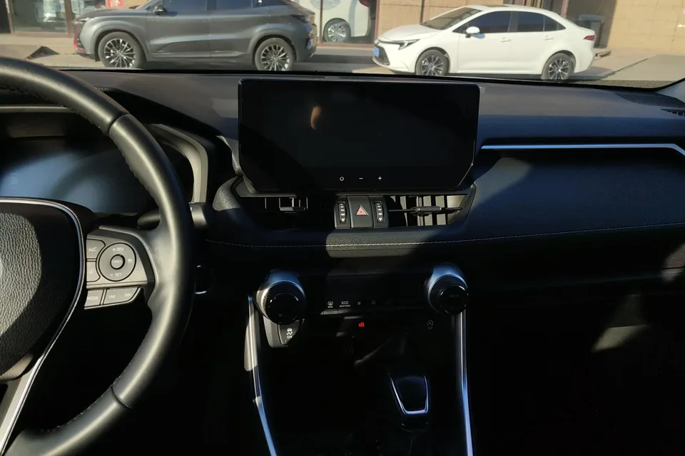 Toyota Willanda 2.0L four-wheel drive luxury PLUS version 2023 — миниатюра 5