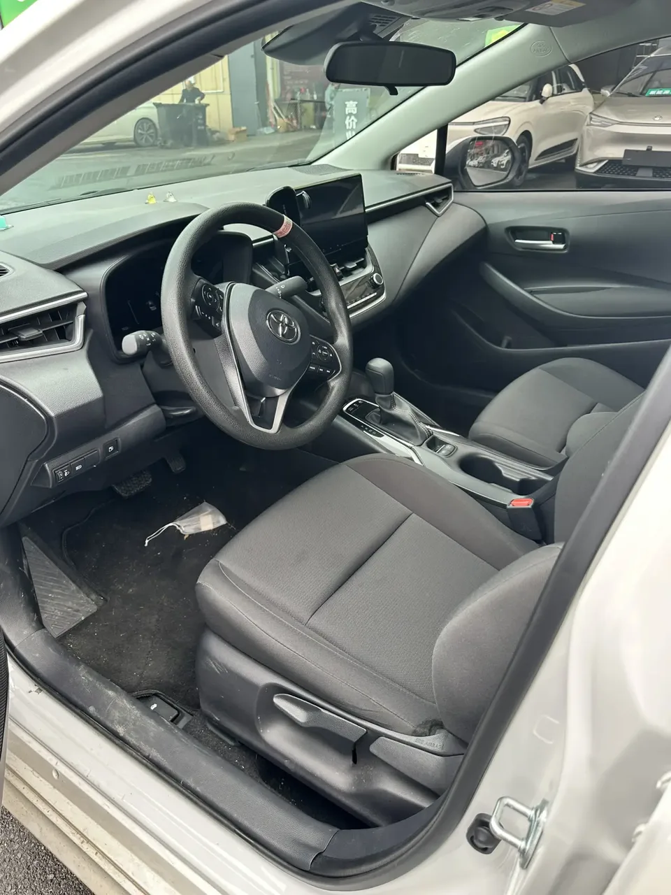 Toyota Levin Levin Hybrid 1.8L Luxury Edition 2025 — миниатюра 5