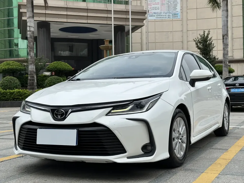 Toyota Corolla Corolla 2022 1.5L CVT Pioneer Edition 2022 — photo 1, buy with delivery to Moscow