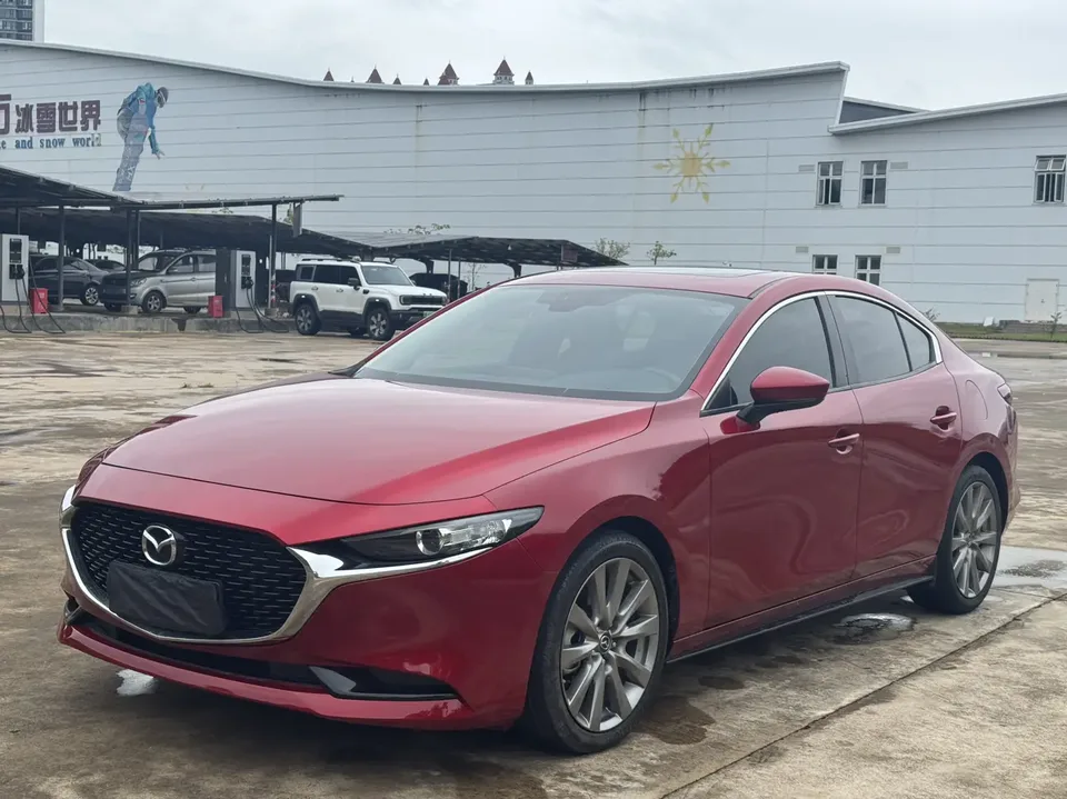 Mazda Axela Mazda3 2021 2.0L Automatic Quality Edition 2022 — фото 1, купить с доставкой в Москву