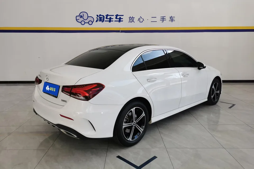Mercedes-Benz Mercedes Benz A Class 2022