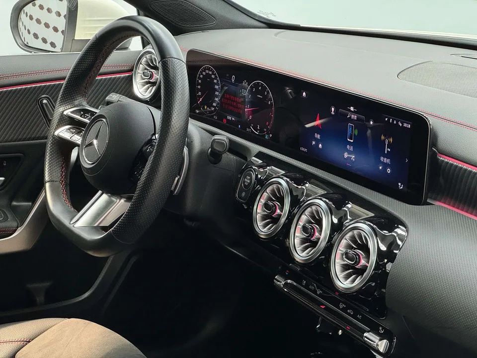 Mercedes-Benz Mercedes Benz A Class Mercedes-Benz A-Class 2024 A 200 L Fashion Edition 2024 — миниатюра 2