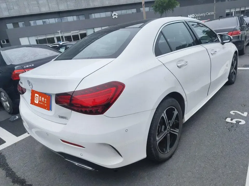 Mercedes-Benz Mercedes Benz A Class Mercedes-Benz A-Class 2024 A 200 L Fashion Edition 2023 — миниатюра 4
