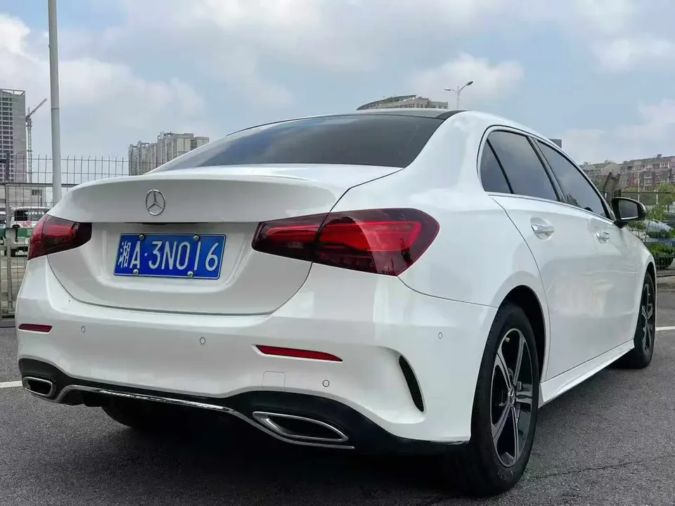 Mercedes-Benz Mercedes Benz A Class Mercedes-Benz A-Class 2024 A 200 L Dynamic Edition 2024 — миниатюра 2