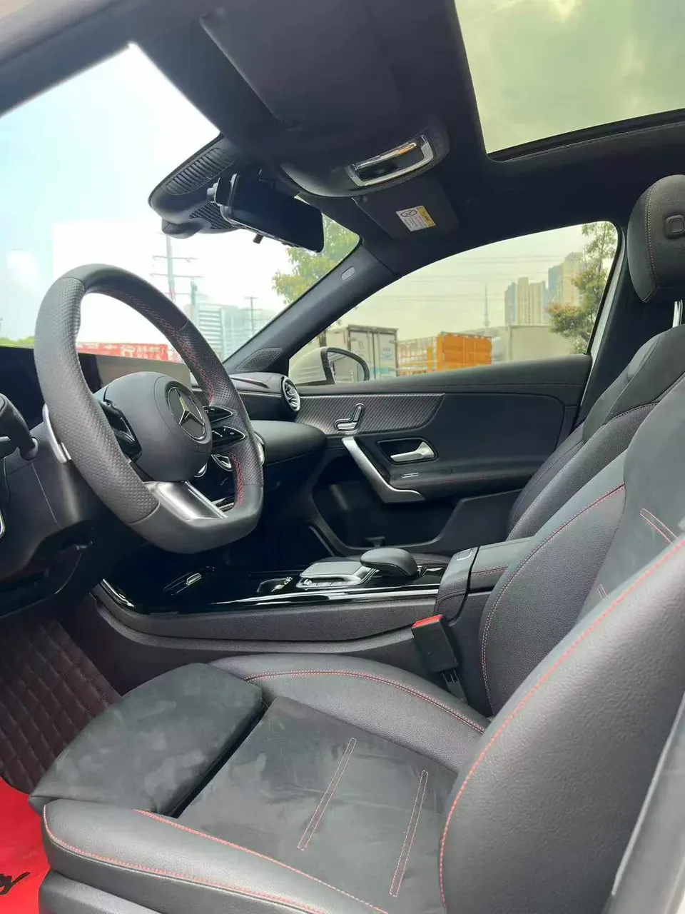 Mercedes-Benz Mercedes Benz A Class Mercedes-Benz A-Class 2024 A 200 L Dynamic Edition 2024 — миниатюра 3