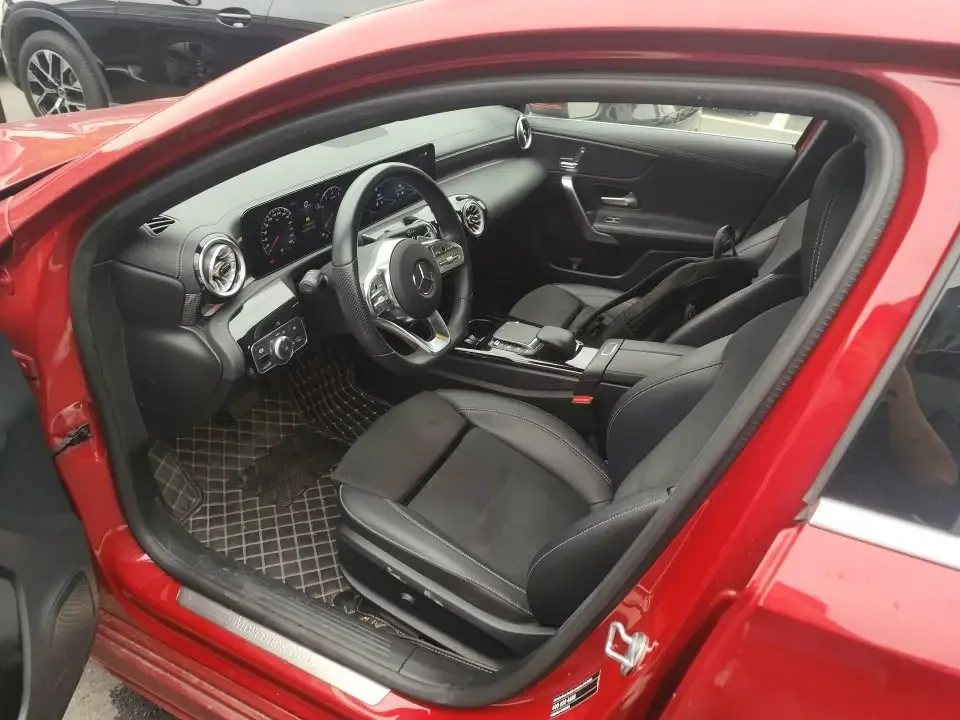 Mercedes-Benz Mercedes Benz A Class Mercedes-Benz A-Class 2023 A 200 L Sports Sedan Fashion Edition 2023 — миниатюра 5