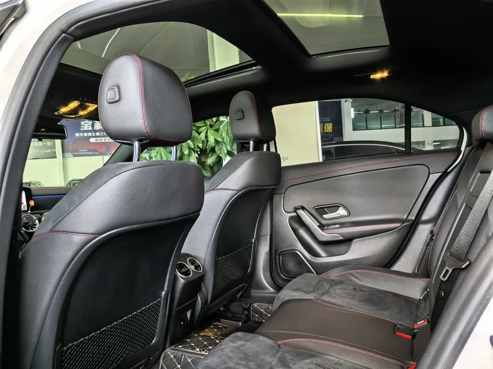 Mercedes-Benz Mercedes Benz A Class Mercedes-Benz A-Class 2024 A 200 L Fashion Edition 2024 — миниатюра 3