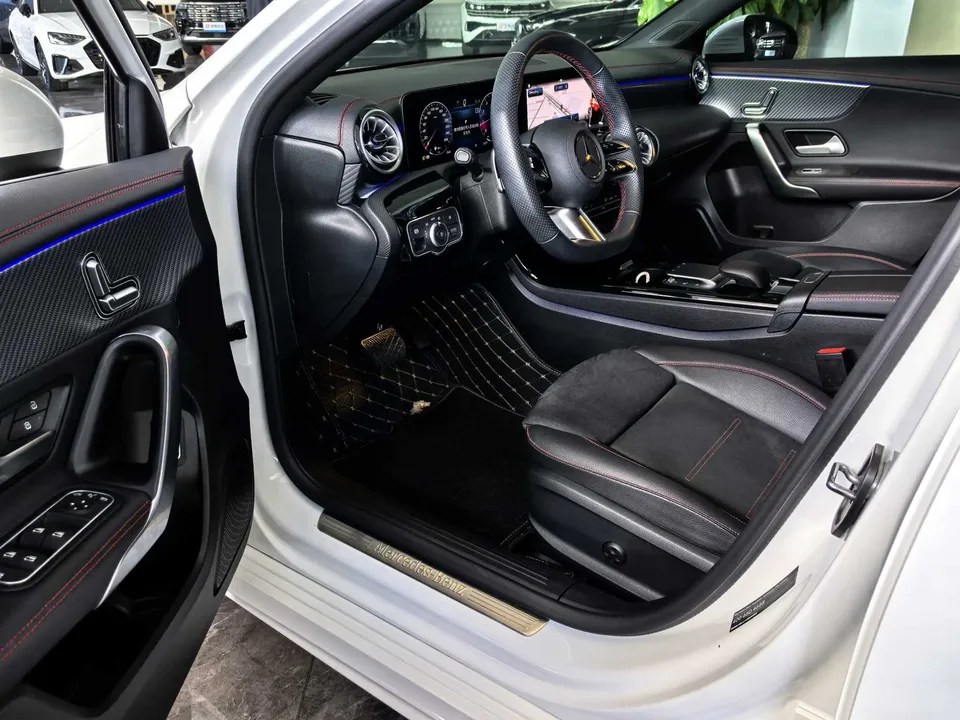 Mercedes-Benz Mercedes Benz A Class Mercedes-Benz A-Class 2024 A 200 L Fashion Edition 2024 — миниатюра 5