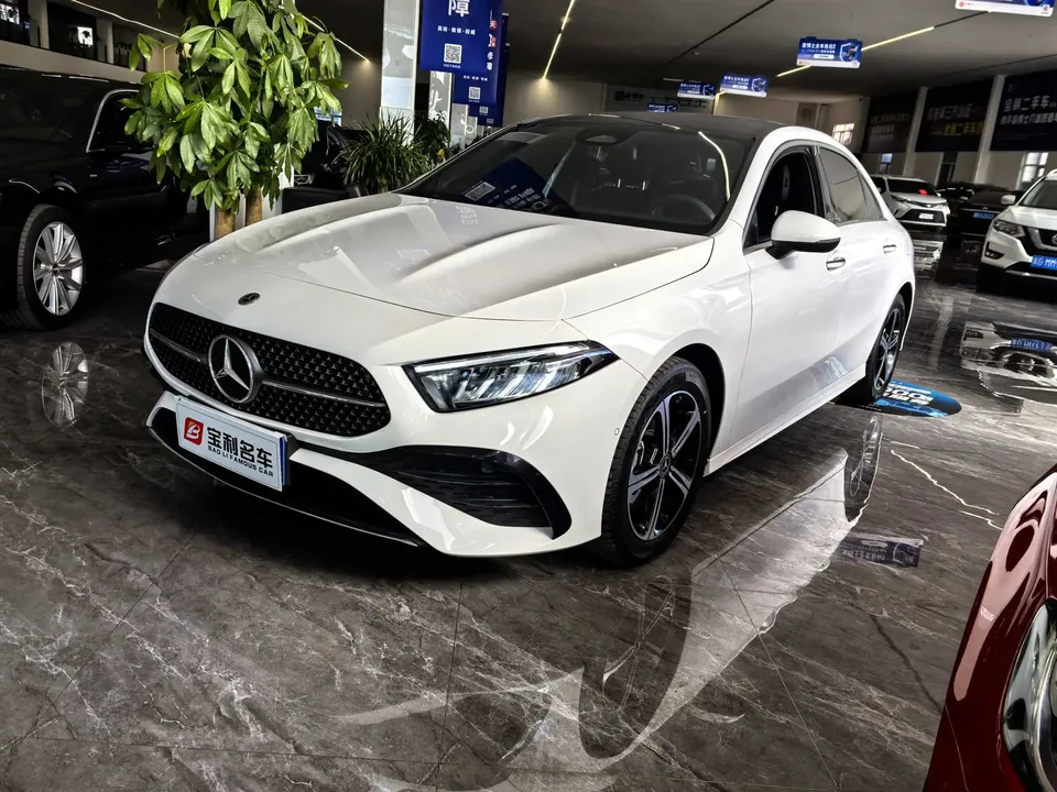 Mercedes-Benz Mercedes Benz A Class 2024