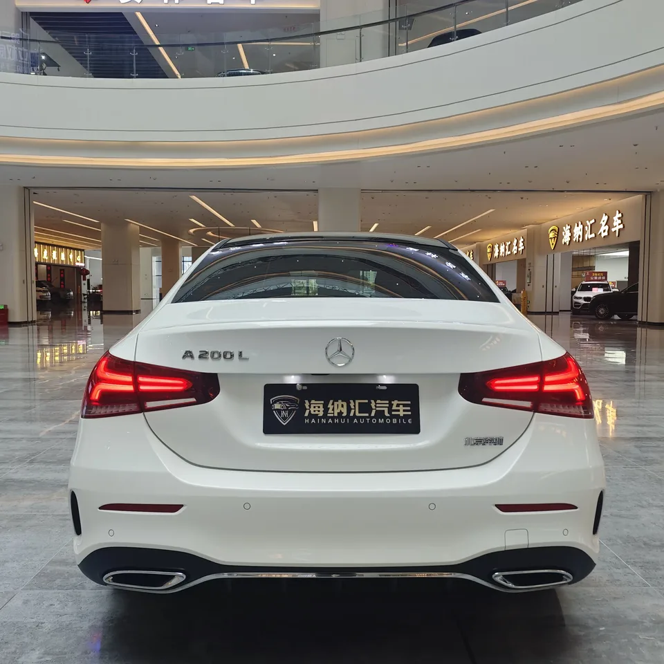 Mercedes-Benz Mercedes Benz A Class Mercedes-Benz A-Class 2022 facelift A 200 L sports sedan fashion version 2022 — миниатюра 2