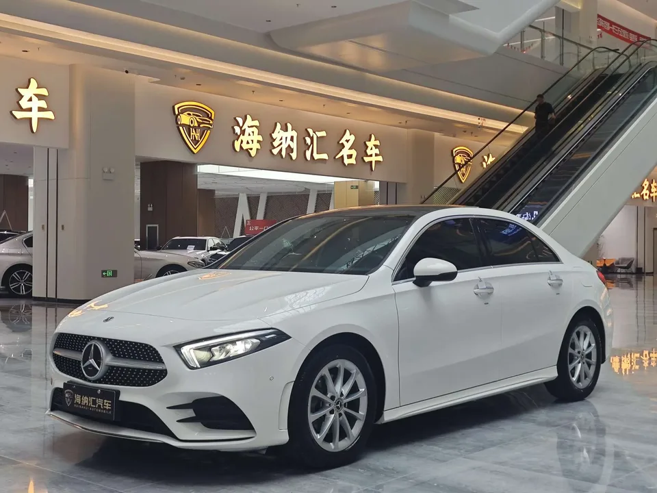 Mercedes-Benz Mercedes Benz A Class 2022