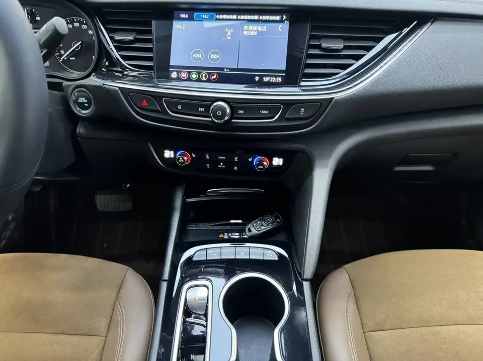 Buick Majesty Regal 2023 552T Smart Edition 2023 — миниатюра 4