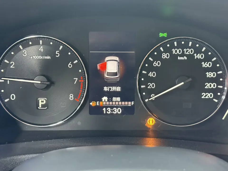 Honda VEZEL Binzhi 2023 1.5L CVT Elite Edition 2023 — миниатюра 4