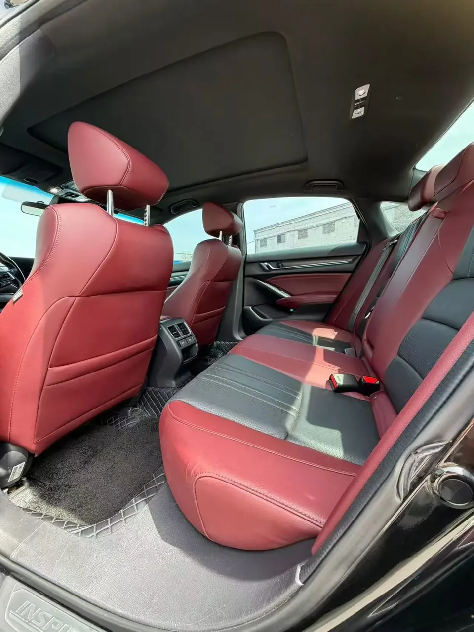 Honda Inspire 2022 Insignia 260TURBO Fine Edition 2022 — миниатюра 3