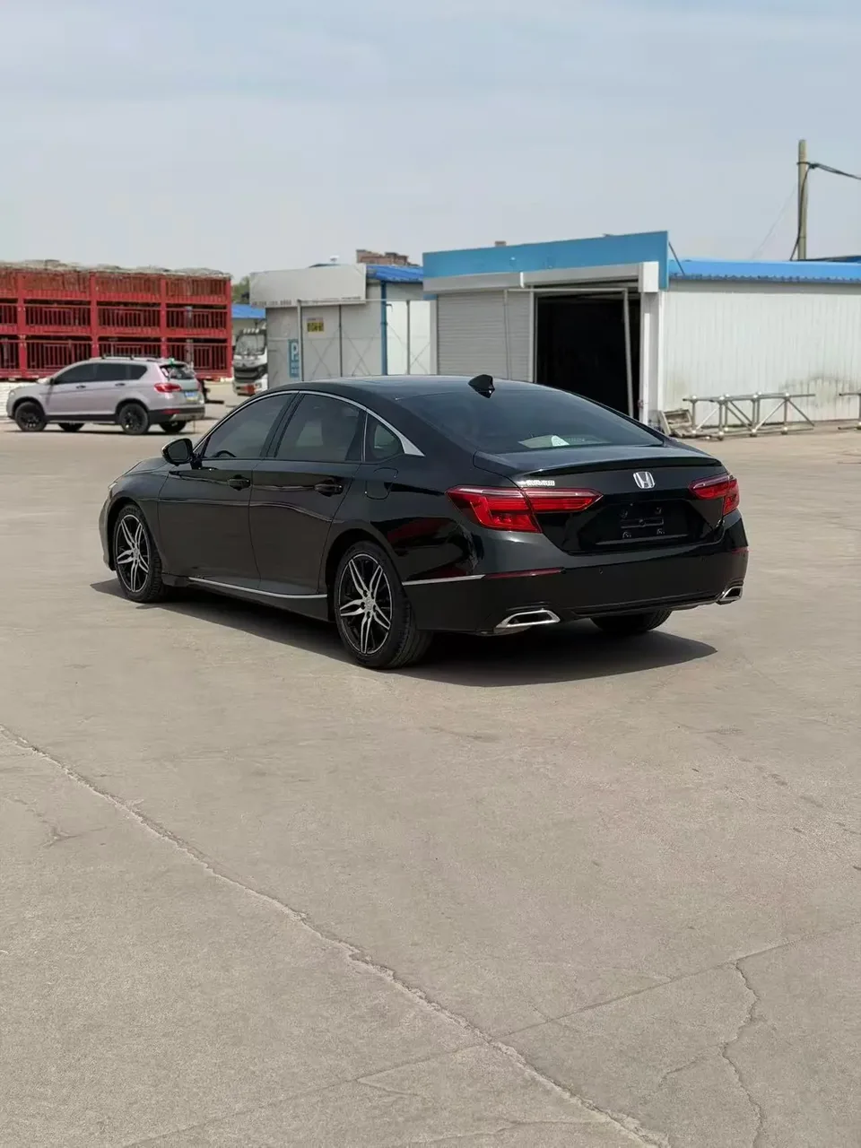 Honda Inspire 2022 Insignia 260TURBO Fine Edition 2022 — миниатюра 4