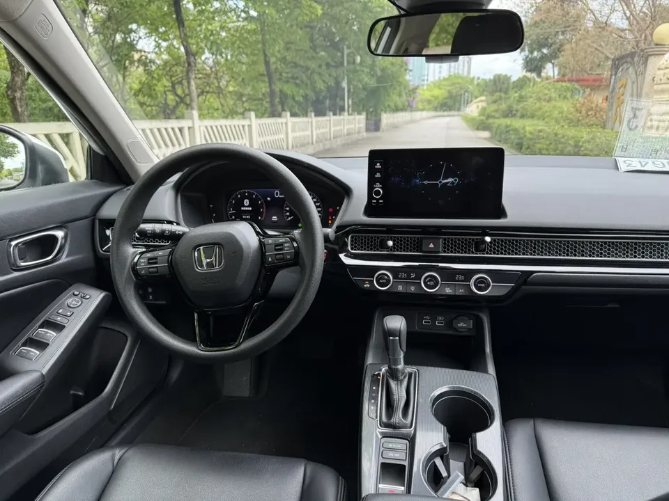 Honda Integra Stylish 2022 240TURBO CVT Fantasy NightLuxury Edition 2022 — миниатюра 5