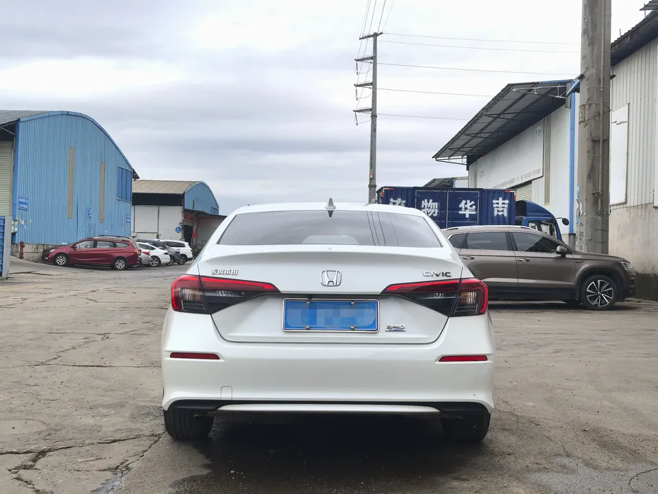 Honda CIVIC Civic 240TURBO CVT Dynamic C-position Customer Special Edition 2024 — миниатюра 2