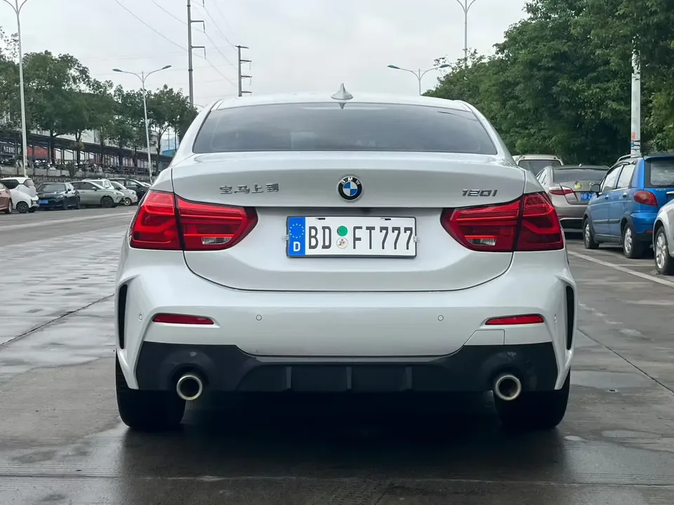 BMW 1 Series 1 Series 2023 BMW 1 Series 2023 120i M Sport 2023 — thumbnail 2