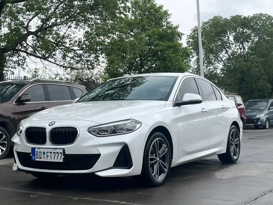 BMW 1 Series 1 Series 2023 BMW 1 Series 2023 120i M Sport 2023 — photo 1, buy with delivery to Moscow