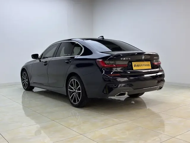 BMW 3 Series facelift 320Li M Sport package 2022 — миниатюра 2