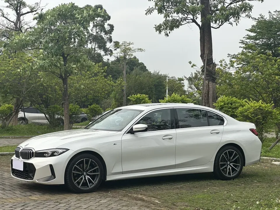 BMW 3 Series 2024