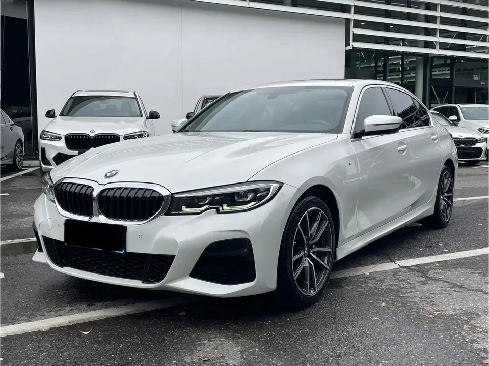 BMW 3 Series 2022