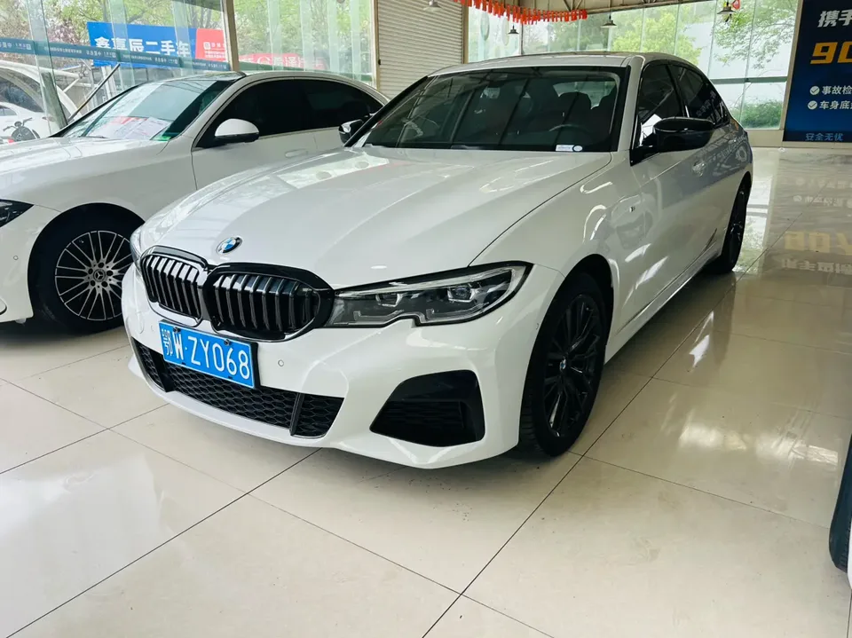 BMW 3 Series 2022