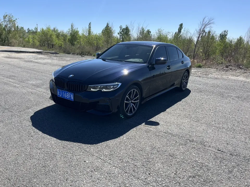 BMW 3 Series 2022
