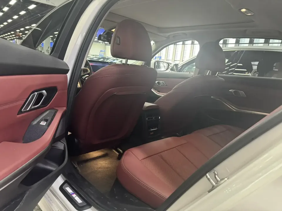 BMW 3 Series BMW 3 Series 2023 320Li M Sport Package 2023 — миниатюра 3