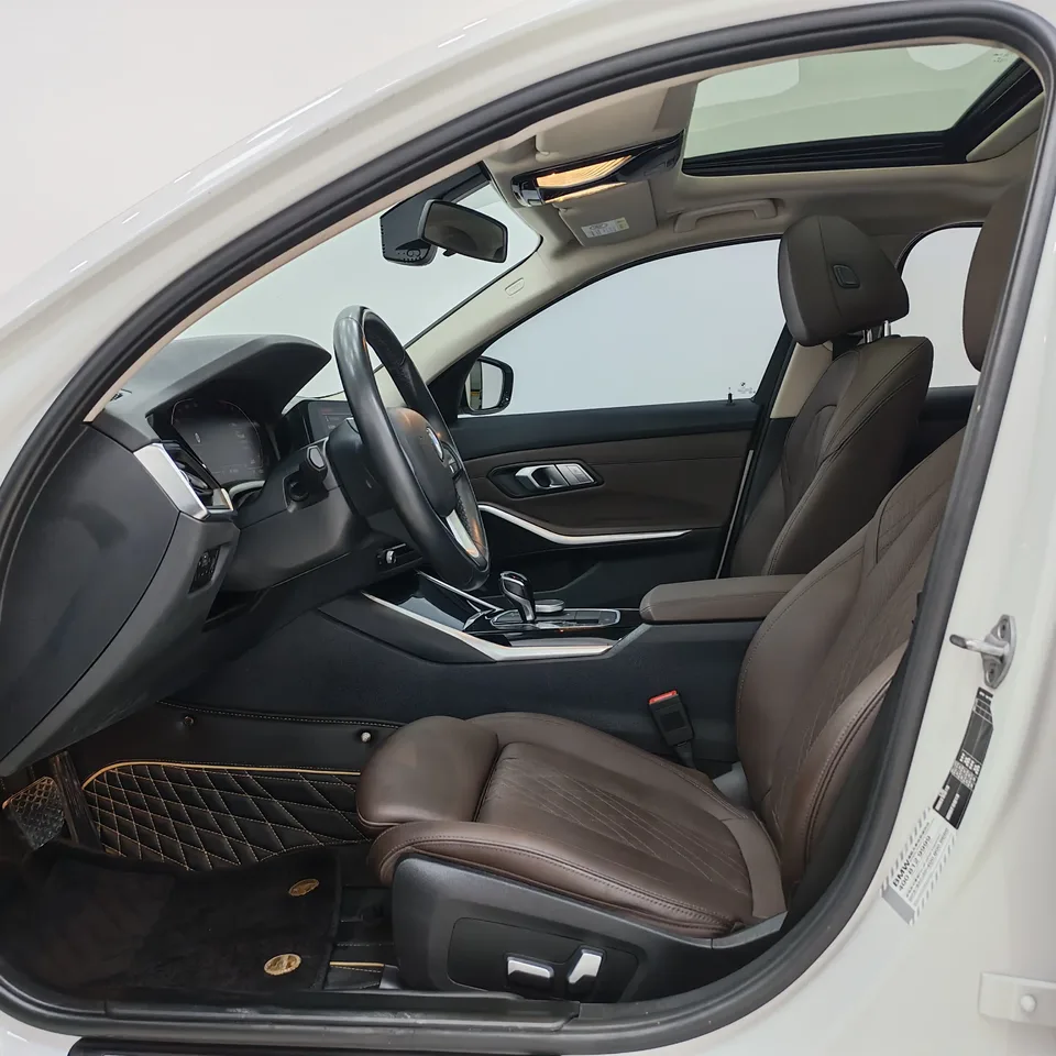 BMW 3 Series BMW 3 Series 2022 320i Sport Package 2022 — миниатюра 4