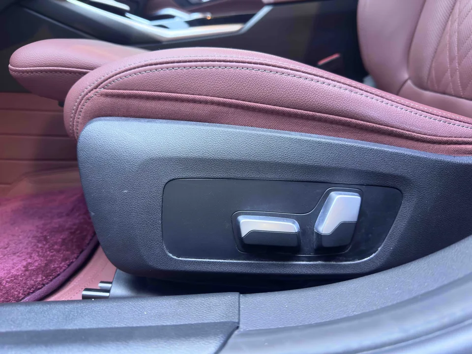 BMW 3 Series BMW 3 Series 2023 320Li M Sport Package 2023 — миниатюра 4