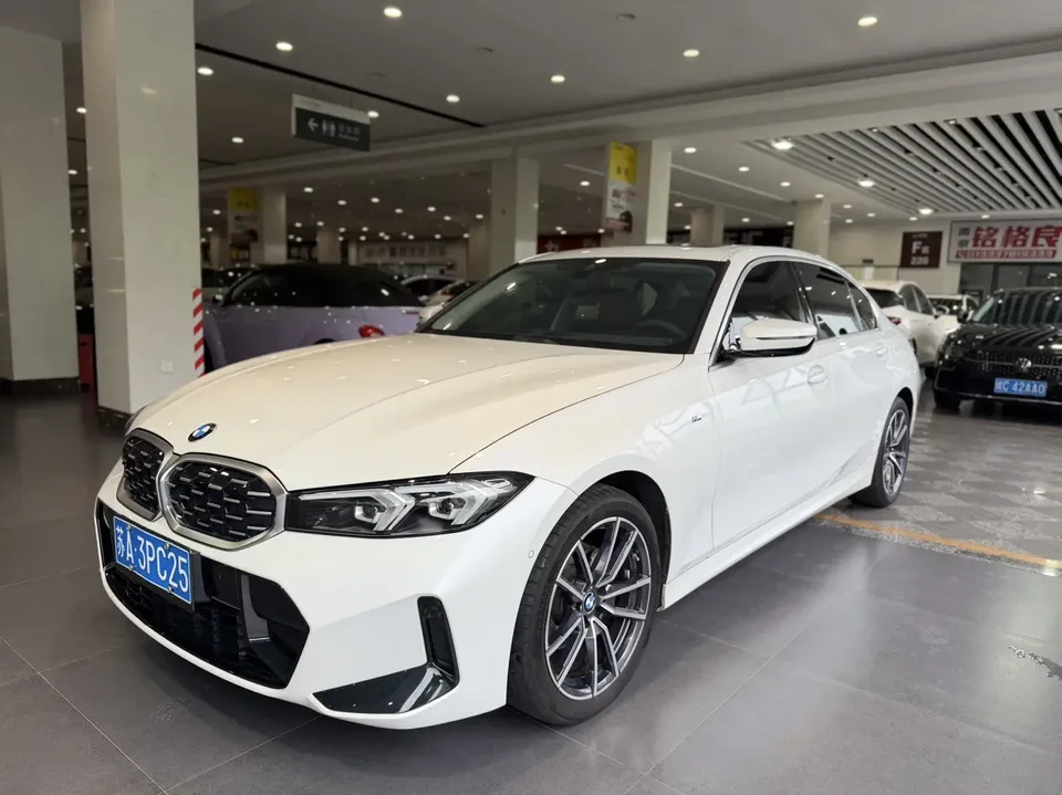 BMW 3 Series 2024
