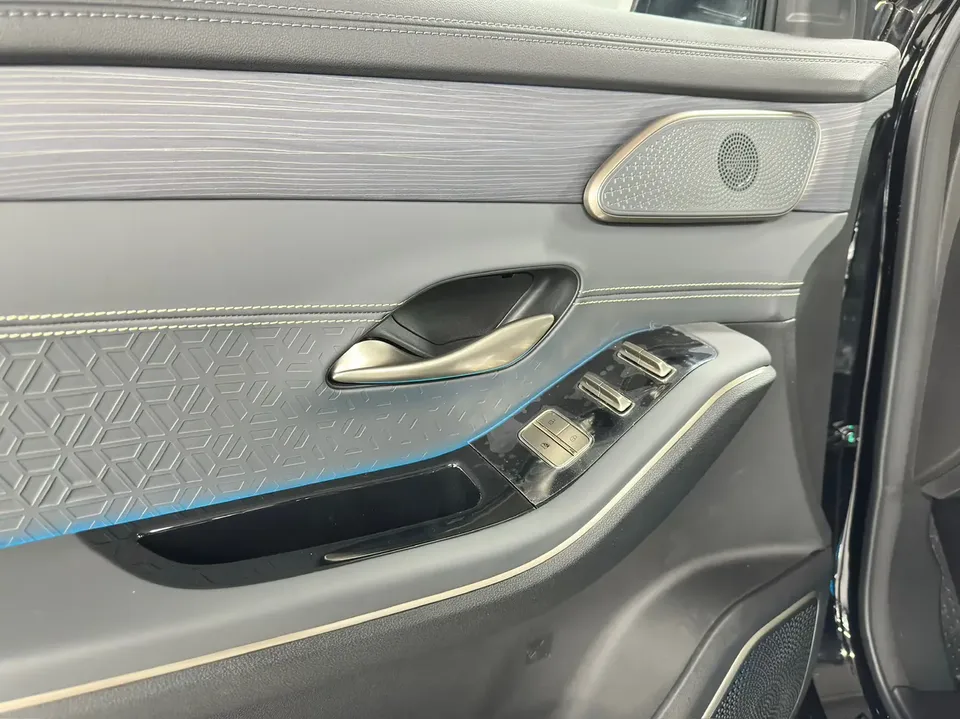 Jietu Shanhai L9 Jetour Shanhai L9 2024 1.5TD Executive Edition 2026 — миниатюра 3