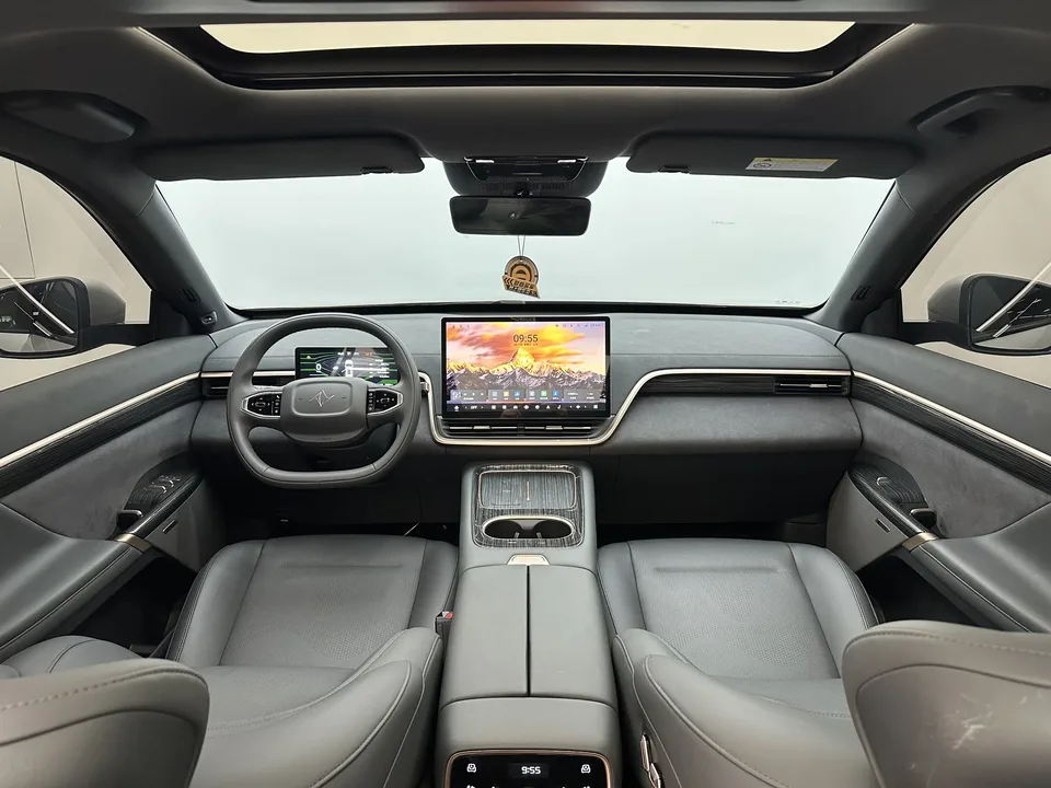 Dongfeng Yipai 008 210Max Extended Range 6-seater 2024 — миниатюра 4