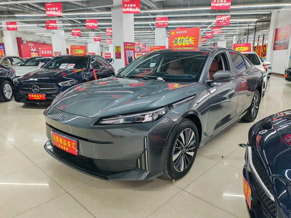 Changan Qiyuan A05 2024