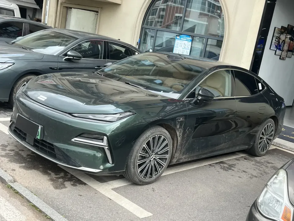 Geely Galaxy Star 8 PHEV 2025