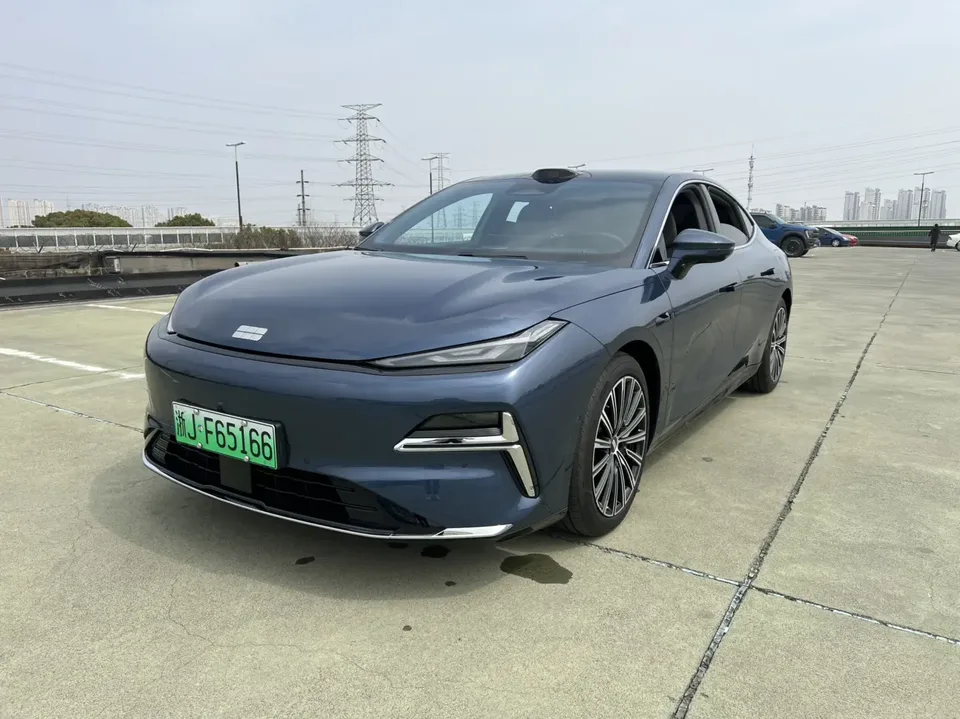 Geely Galaxy Star 8 PHEV 2025