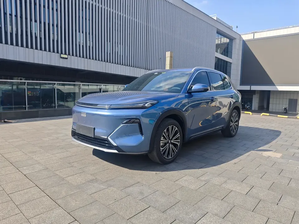 Geely Galaxy Starship 7 EM-i 2024
