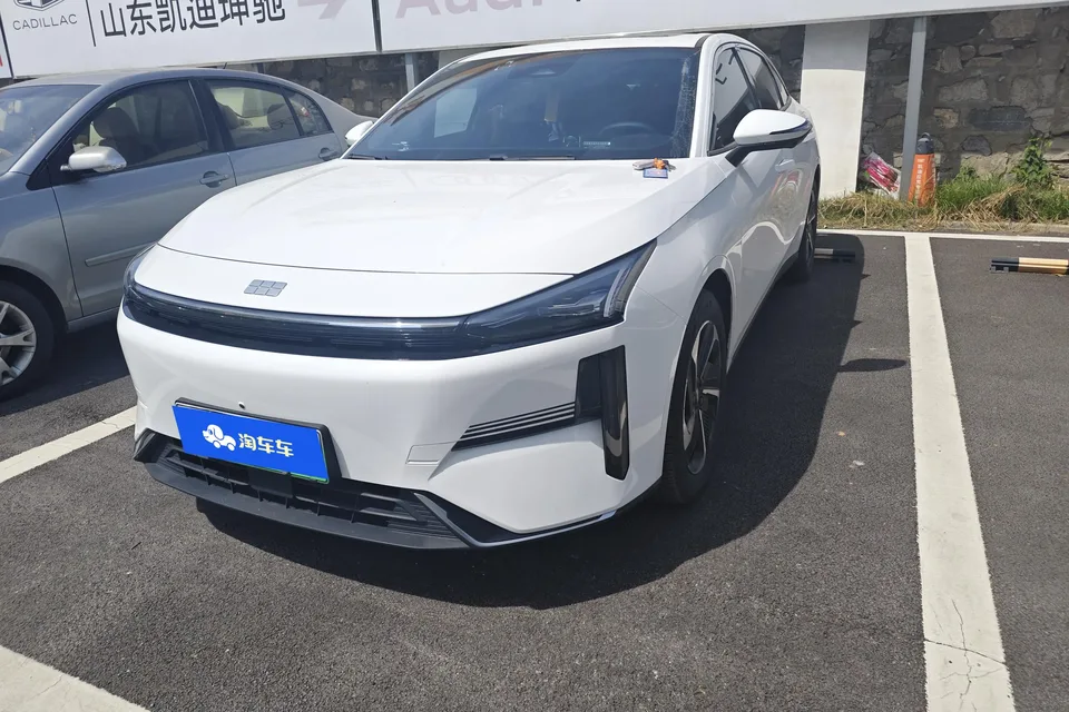 Geely Galaxy L6 2025
