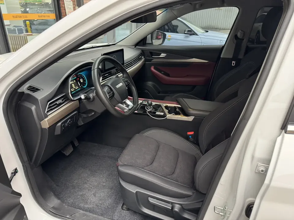 Jetour Jietu X70 Jietu X70 2024 1.5T DCT Enjoy Edition 7 Seaters 2024 — thumbnail 5