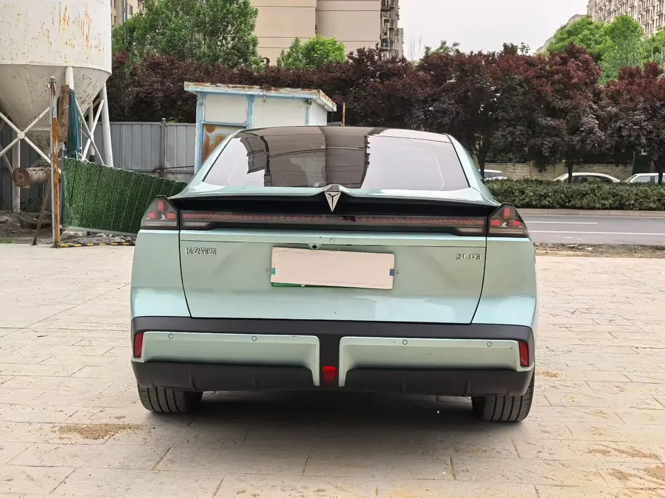 Deepal dark blue SL03 1200 Extended Range Edition 2023 — миниатюра 2