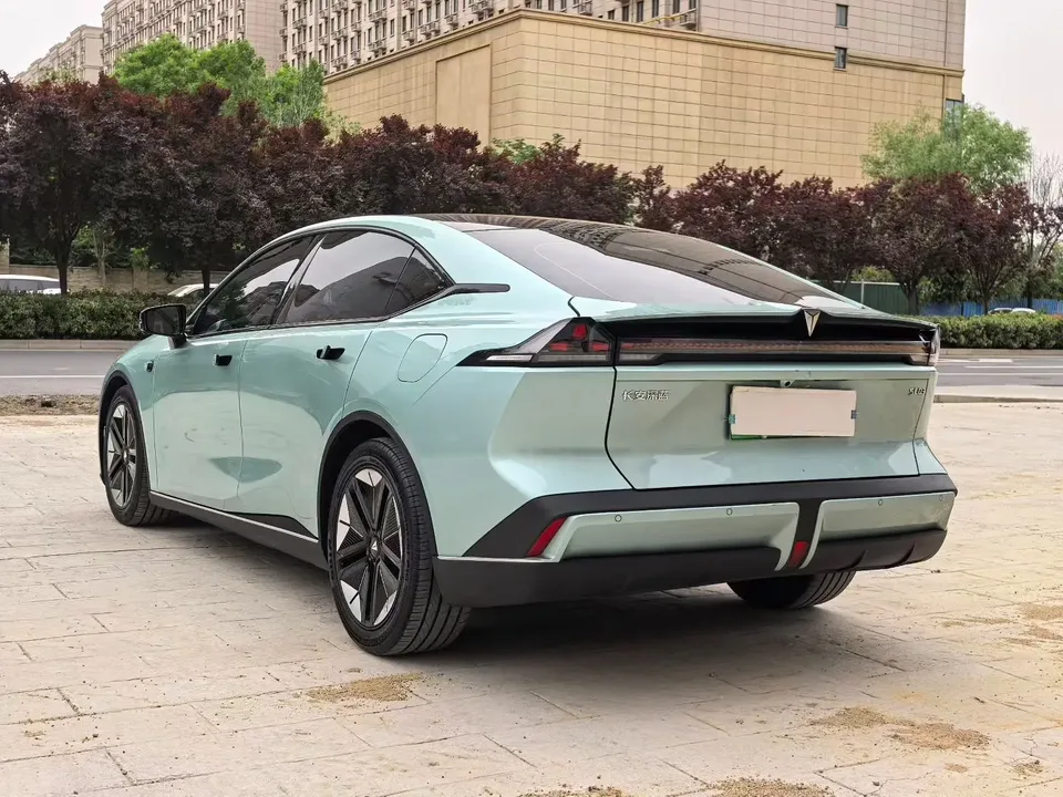 Deepal dark blue SL03 1200 Extended Range Edition 2023 — миниатюра 4