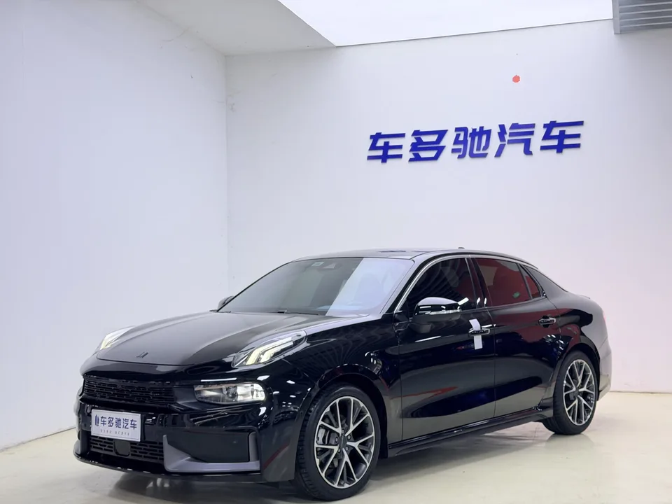 Lynk & Co 03 2022