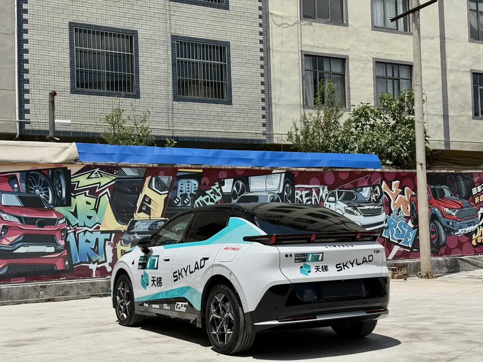 Lynk & Co Z20 Lynk & Co Z20 2025 530km RWD Max 2024 — миниатюра 4